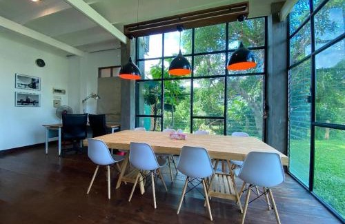 Ayutthaya House | บ้านชมจันทร์
