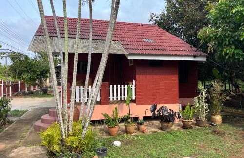 Klaeng House | บ้านสวนบรรจงอักษร Bansuan Banjong Akkson