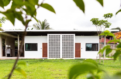 San Sai House | ปันสุข ห้องพักหลักร้อย Pun-Suk