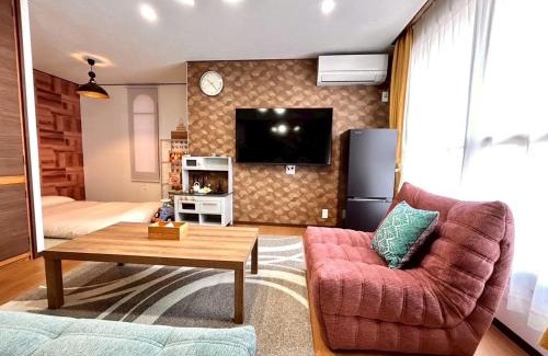 Asahikawa Apartment | かんたろうもねたろうの円宿ーNew!フルリノベ キッズエリア大好評!カムイ キャンモア 富良野スキー場アクセス良好コンビニ徒歩5分!