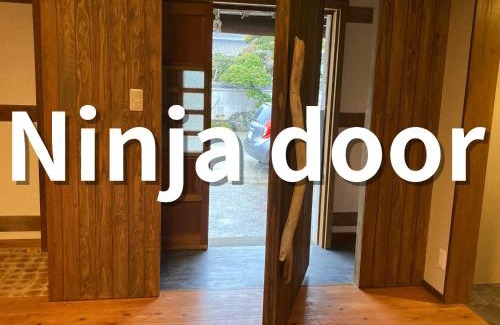 Sakaide House | がもう家 明治時代の蔵に泊まれる一棟貸し宿 Ancient renovated house in the Japanese Countryside with a kindly hospitality