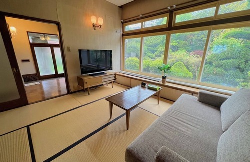 Toyohira Apartment | オールドガーデンハウス