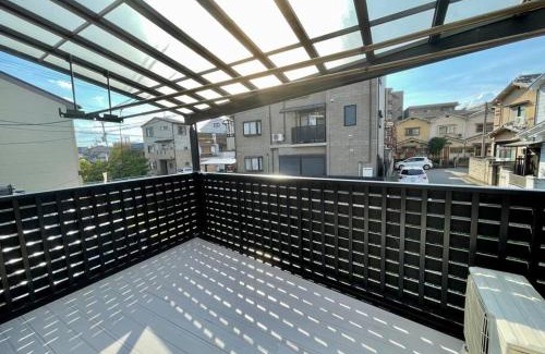 Fushimi Ski Chalet | ゲストハウス宮の軒-稲荷参道前 3-Floor Family House, four living room, washmachine, 2 toilet, project, big supermarket nearby