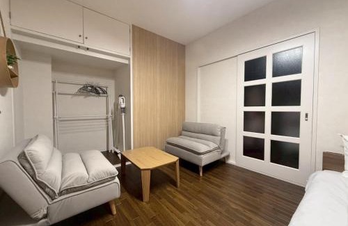 Kamiikebukuro Apartment | コーポ岡崎302