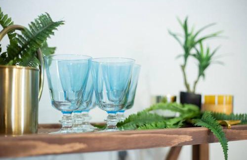 Gima Villa | シンプルでおしゃれなインテリアが光る4LDKの一軒家まるまる貸し切り！最大12名まで宿泊可能！