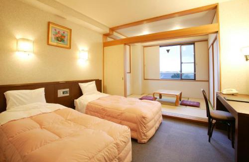 Shinano Hotel | バートンホテル Barton Hotel