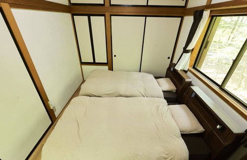 Tsumagoi Cottage | バーベキュー、焚火、野外サウナ、ドラム缶風呂を楽しめるアウトドア貸切別荘