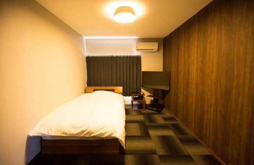 Anan House | ファーストアベニューハウス