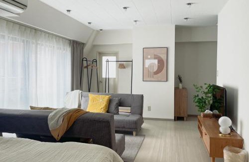 Nishi-Shinjuku Apartment | プリネッツ新宿ビル3階