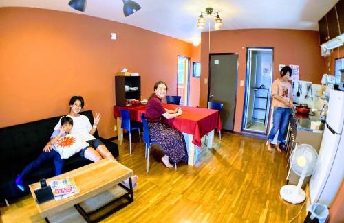 Kochi Apartment | ルルルあたご 3〜6名に最適 家族＆グループ向き ゆったり1Rアパートタイプ