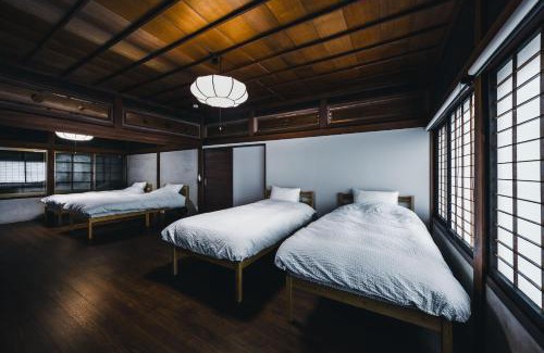 Komoro Villa | ワイナリーや酒蔵巡りなどにおすすめの宿 小諸市 築100年の古民家 Chojuro -長寿楼-