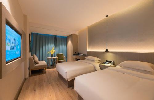 Yiwu Hotel | 义乌曼卡兰酒店国际商贸城店Yiwu kaiding Hotel