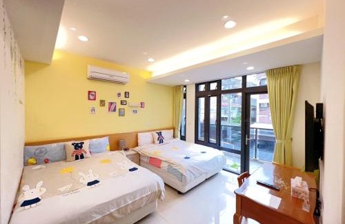 Hualien City Centre House | 享窩民宿 -可包棟