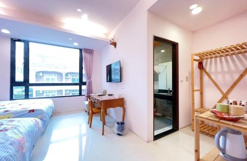 Hualien City Centre House | 享窩民宿 -可包棟