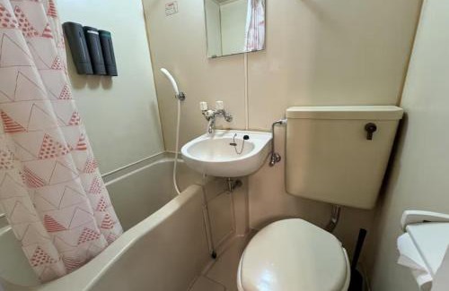 Kyobashi Apartment | 京橋プルトンビル