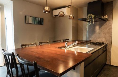 Izumo House | 出雲日和 堀川別邸 by HIYORISTAY