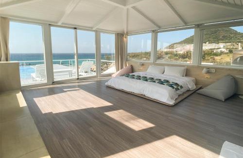 Sail Rock Beach House | 初嶼Meet