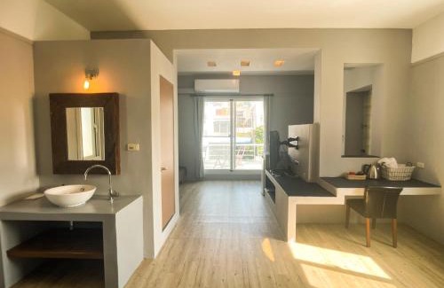 Sail Rock Beach House | 初嶼Meet