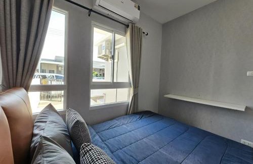 Hin Lek Fai Villa | 华欣距夜市海滩8km处经济型住宿