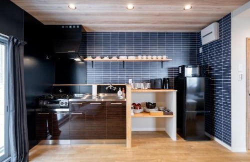Nankin-machi Apartment | 南京町ロックビル 3,4階