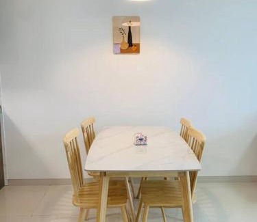 Gelang Patah Apartment | 原木风民宿，公主王子请入住