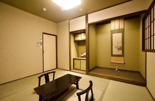 Shijo House | 古月居 Koduki House京都四条