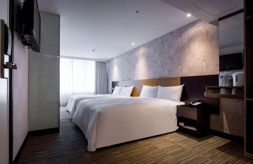 Songshan Hotel | 台北碧瑤飯店 Hotel B