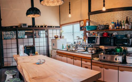 Yoshinogawa House | 坂東商店guest room藍染めと宿