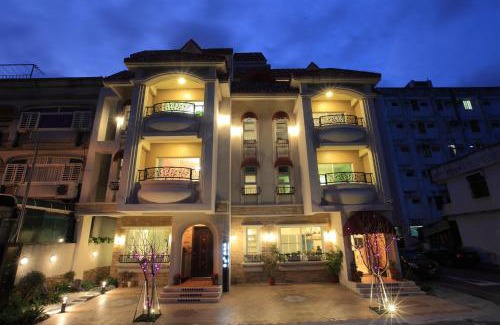 Hualien City Centre House | 坡岸長堤民宿 Leveeside House I 花蓮車站民宿 I 民宿證號1747 & 1748