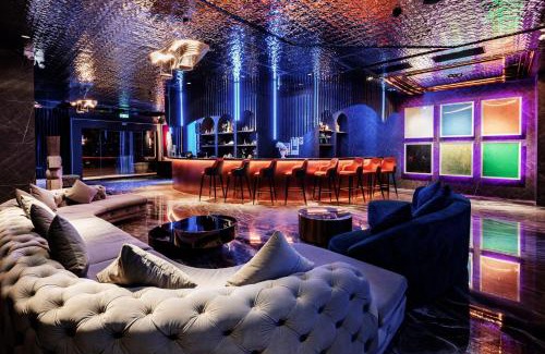 Central District Hotel | 墨鐵會館