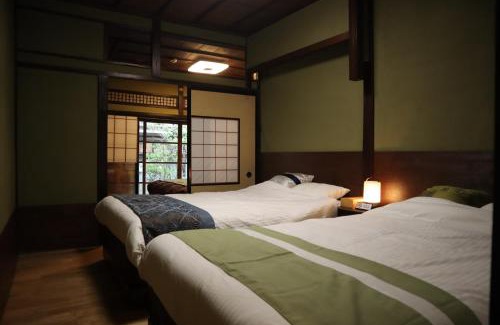 Toyama House | 売薬宿屋山キ HH4x