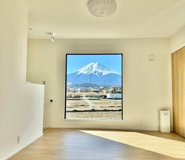 Fujiyoshida Villa | 富士の宿燦々