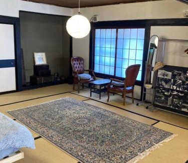 Komoro House | 小グループ専門貸切一軒家 パーティーOK観光スポット徒歩圏内 小諸駅歩2分揚羽屋 Specializing in small groups, Party OK, Walking to tourist spots, Vacation Rental House 2 min from Komoro sta