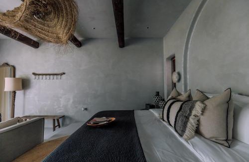 Yuanshan Cabin | 山里蒔花 Daily Blossom Stay & More