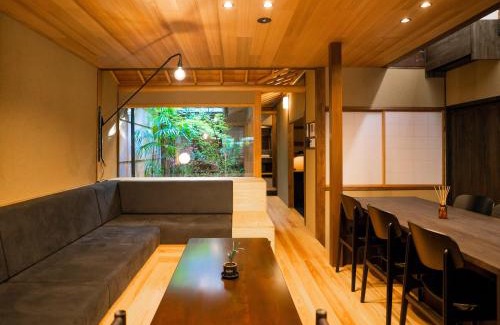 Gion Villa | 慶有魚·宫(Kyotofish·Miya)*百年艺伎茶屋*京都顶级设计师改造*地暖赏庭园豪华浴缸