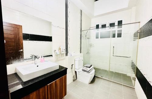 Huai Yai Villa | 木林民宿
