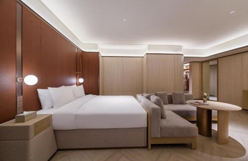 Xiaoshan Hotel | 杭州萧山建设三路桔子水晶酒店