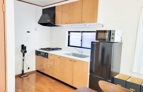 Toshima Apartment | 東長崎戸建て