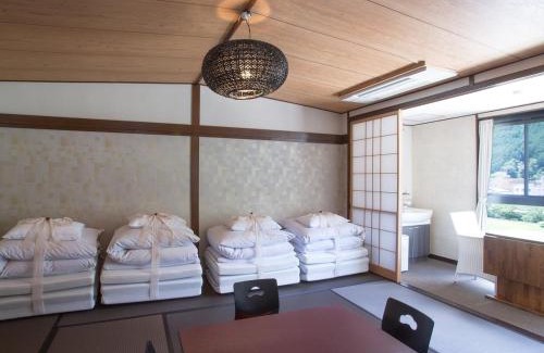 Gero Onsen Hotel | 桜 River Side Stay下呂温泉
