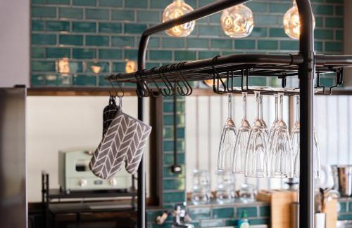 Miura Apartment | 【海と城ヶ島大橋まで3分の貸切一軒家】ブルーピリオドMIURA