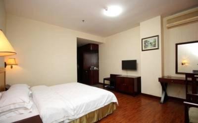 Shajing Hotel | 深圳机场地中海酒店