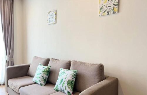 Chang Khlan Apartment | 清迈市区Astra condo 屋顶无边泳池可步行至夜市