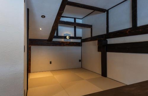 Yuzawa Apartment | 源泉掛け流し温泉Villa The ITAYA