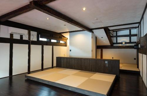 Yuzawa Apartment | 源泉掛け流し温泉Villa The ITAYA