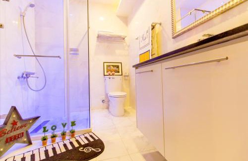 Wujie Bed & Breakfast | 澳玩客電梯民宿