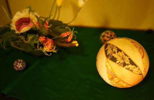 Sakaide Apartment | 瀬戸内ハウス 疲れを癒す木のお家 バス停より徒歩3分 Free WIFI 無料駐車場