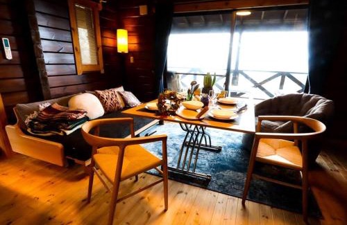 Shimotaga House | 熱海 徒然荘-Atami Tsurezure sou- Log house and SPA