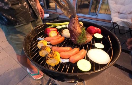 Isumi House | 爽やかな風吹き抜けるデザイナーズ邸,螺旋階段,BBQ,サウナCasa SoleLuna