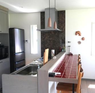 Isumi House | 爽やかな風吹き抜けるデザイナーズ邸,螺旋階段,BBQ,サウナCasa SoleLuna