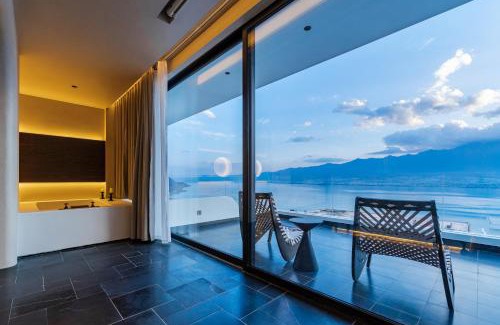 Dali Town Hotel | 牧弋见海野奢海景民宿